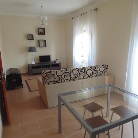 בית הארחה Live Oeste *